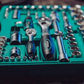 Socket Wrench Set 110 pcs 1/2 1/4 with Ratchet Made of Chrome Vanadium Steel I Socket Wrench Inserts I Hexagon Wrench I PH PZ I with Tool case from WIESEMANN 1893 I 80126