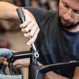 BBB Cycling, TorqueSet Deluxe, Torque Wrench Spanner and Hex Key Set for Road and Mountain Bikes, Repair Kit, Hand Tool, T25 T30 Torx, 2-24 Nm, BTL-173,Black,55 x 292 x 69 mm