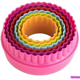 Colourworks Plastic Plain and Fluted Round Cookie Cutters, Multi-Colou