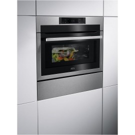 AEG 8000 CombiQuick Integrated Oven KME761080M, 43 L Capacity, Multipl