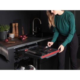 AEG FFB53940ZW Freestanding Dishwasher with Airdry Technology, 14 plac