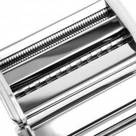Vogue 6 inch Pasta Machine, Chromed Steel - Produces Pasta to a Variet